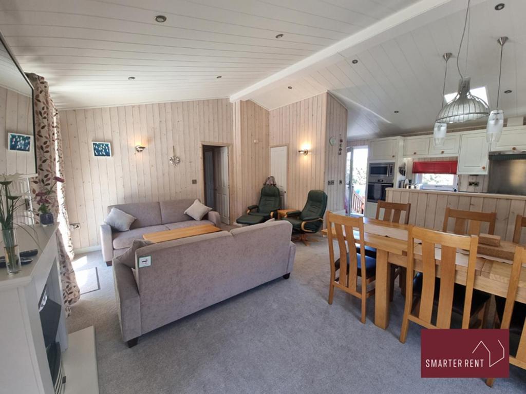 Milford On Sea - 4 Bedroom Lodge In Shorefield Country Park المظهر الخارجي الصورة