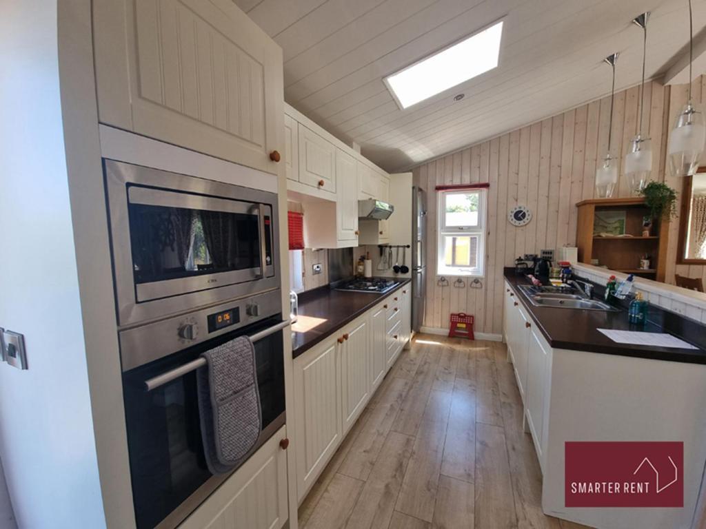Milford On Sea - 4 Bedroom Lodge In Shorefield Country Park المظهر الخارجي الصورة
