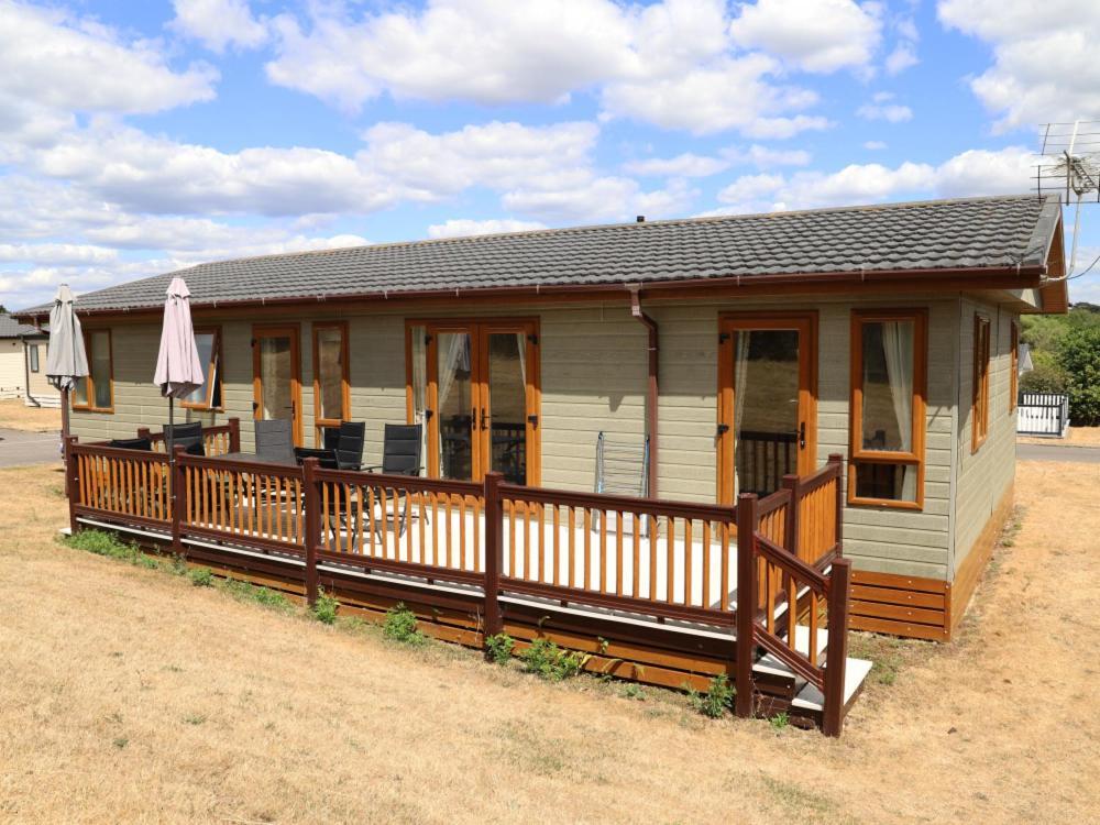 Milford On Sea - 4 Bedroom Lodge In Shorefield Country Park المظهر الخارجي الصورة